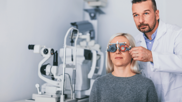 5 Signs It’s Time to See an Eye Doctor